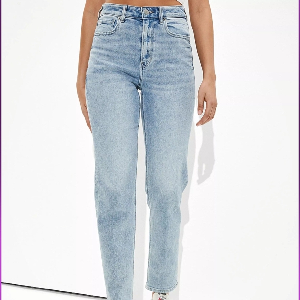 American Eagle Outfitters Light Wash Straight Leg Jeans